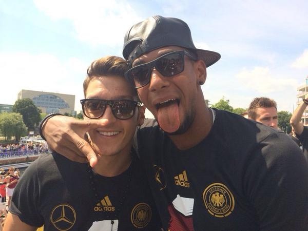 Μουντιάλ 2014 - Γερμανία: «Τρέλα» στο τουίτερ οι Γερμανοί (photos)