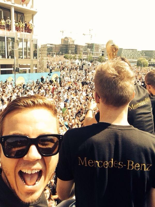 Μουντιάλ 2014 - Γερμανία: «Τρέλα» στο τουίτερ οι Γερμανοί (photos)