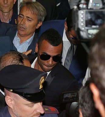 Ρόμα: Η παρουσίαση του Κόουλ (photos+video)