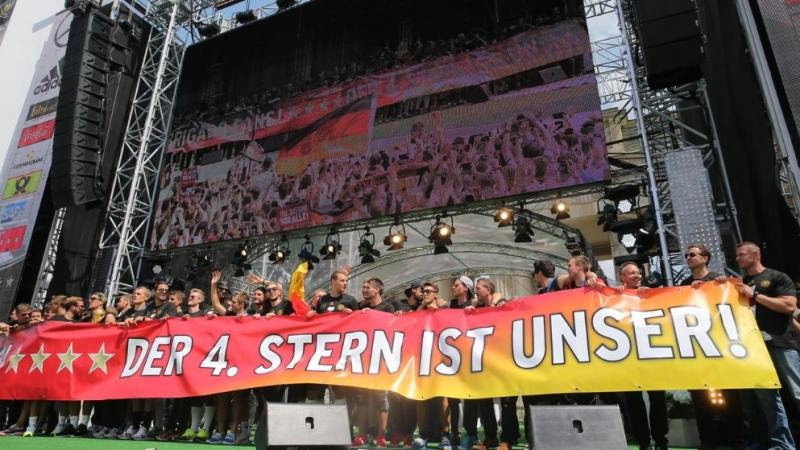 Υποδοχή ηρώων για τους πρωταθλητές κόσμου (videos+photos)