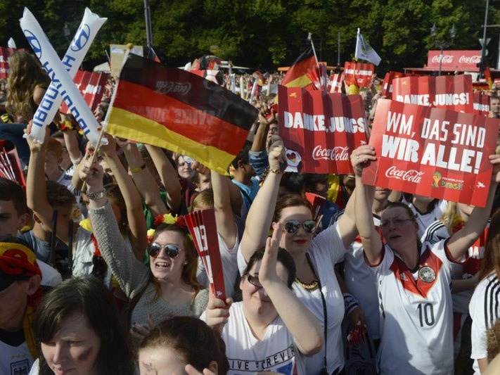 Υποδοχή ηρώων για τους πρωταθλητές κόσμου (videos+photos)