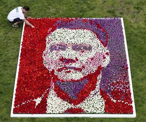 Παγκόσμιο Κύπελλο Ποδοσφαίρου 2014 - Ολλανδία: 25 χιλιάδες τουλίπες για φαν Χάαλ (photos)