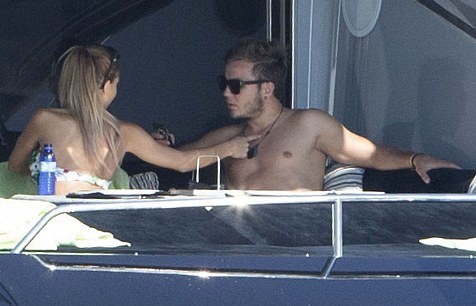 Μουντιάλ 2014 - Γερμανία: Συνεχίζει τα μπάνια του ο Γκέτσε (photos)