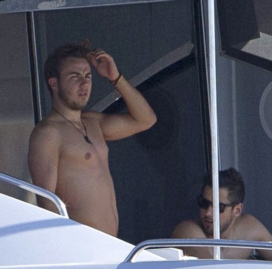 Μουντιάλ 2014 - Γερμανία: Συνεχίζει τα μπάνια του ο Γκέτσε (photos)