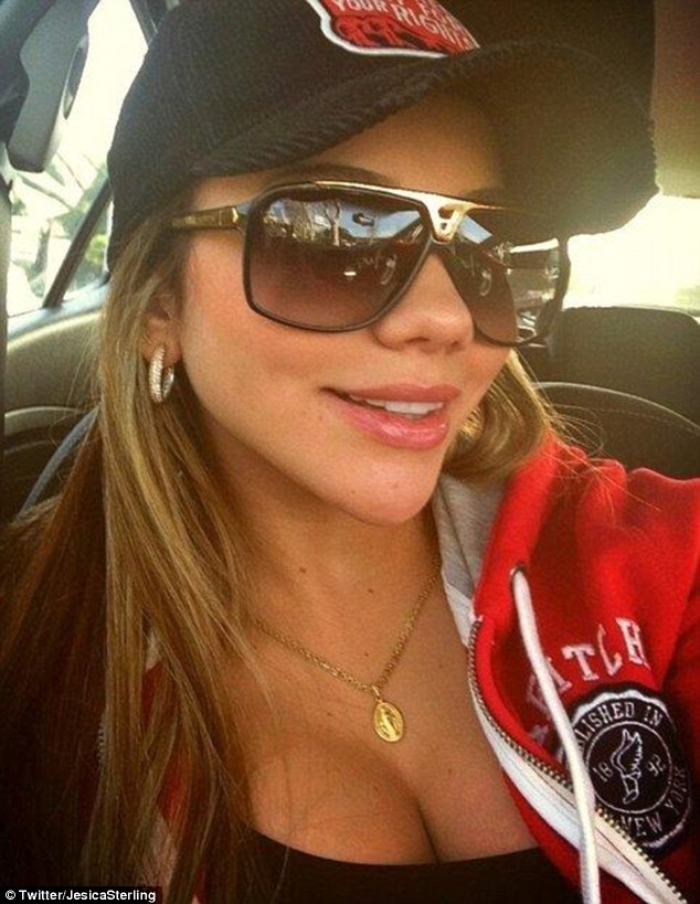 Μ’ ένα σμπάρο και ένα … αηδόνι (photos)