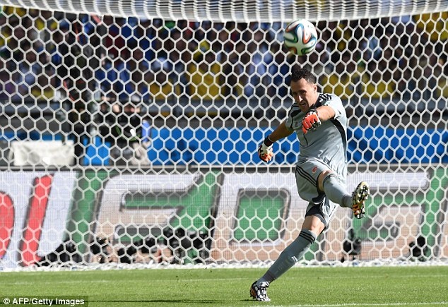 Μ’ ένα σμπάρο και ένα … αηδόνι (photos)