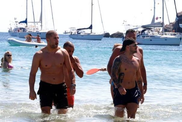 Γαλατάσαραϊ: Μπάνια στην Ίμπιζα ο Σνάιντερ (photos)