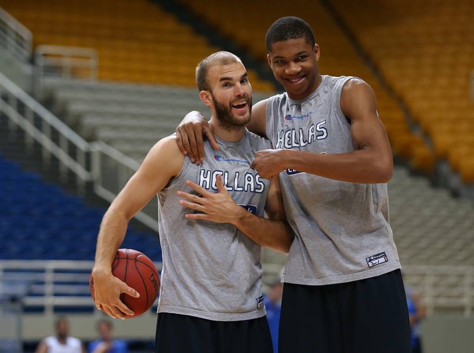 Εθνική Μπάσκετ Ανδρών: Η φιλία Καλάθη - Αντετοκούνμπο (photos)