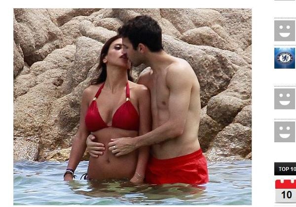 Ένα καυτό φιλί για τον Φάμπρεγκας (photos)
