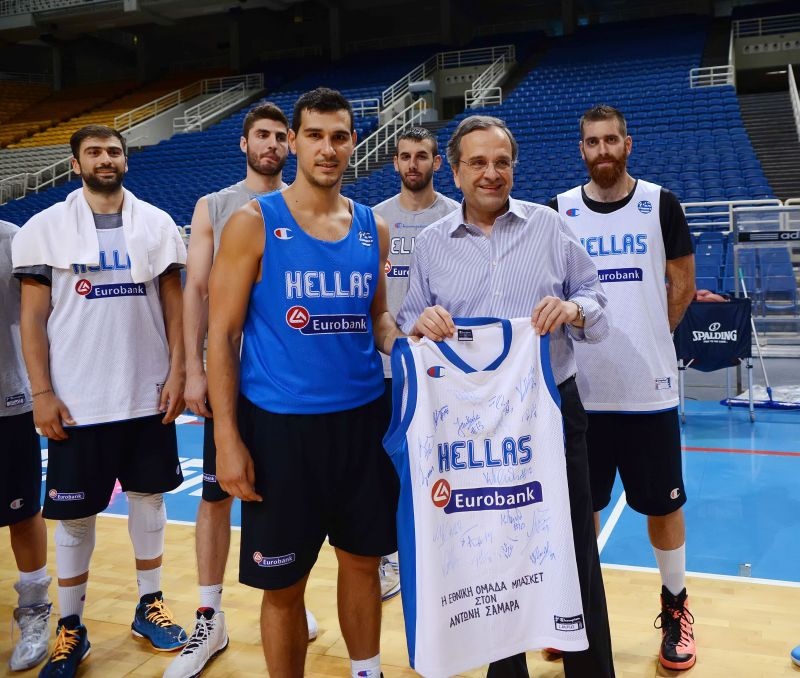 Εθνική Ανδρών: Η επίσκεψη Σαμαρά (video+photos)