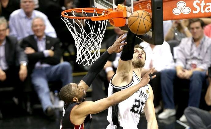 Σπλίτερ στο Onsports: «Θέλω να παίξω στην Ελλάδα» (photos+videos)