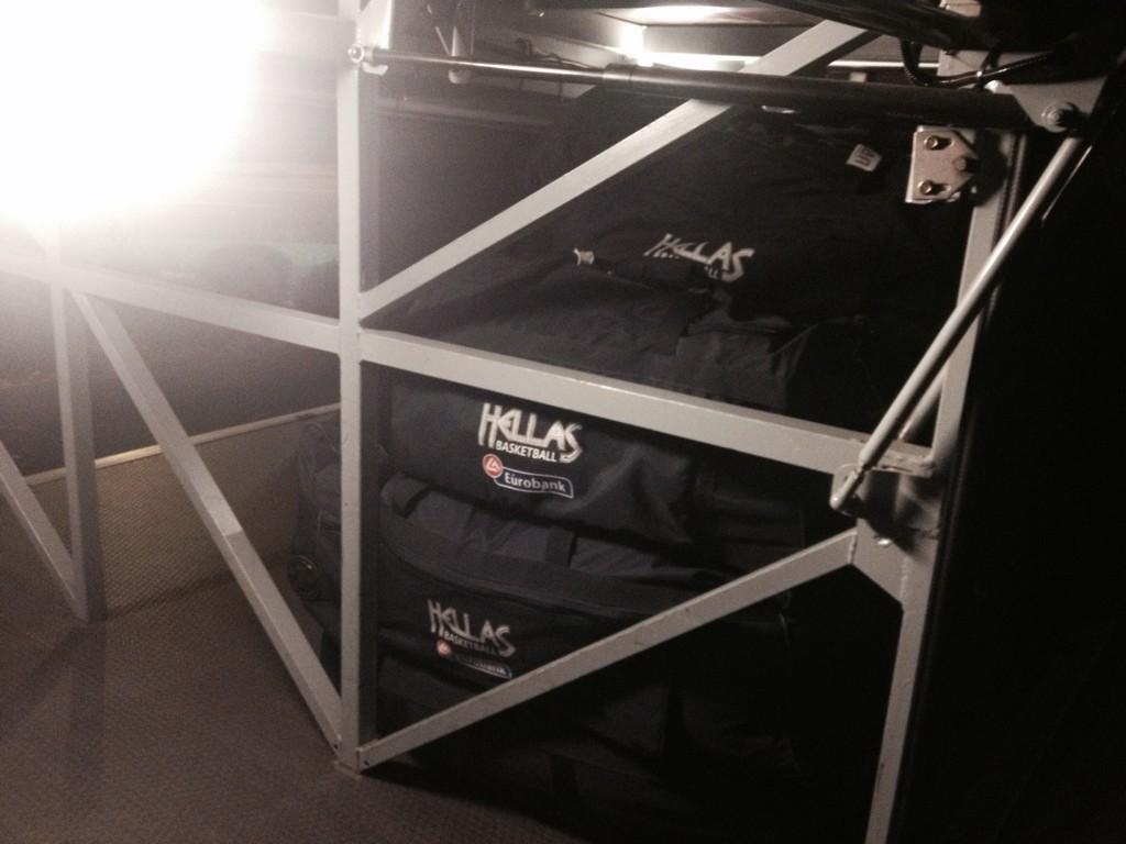 Εθνική Μπάσκετ Ανδρών: Ο Αντετοκούνμπο, ο Καλάθης και τα... μαξιλάρια! (photos)