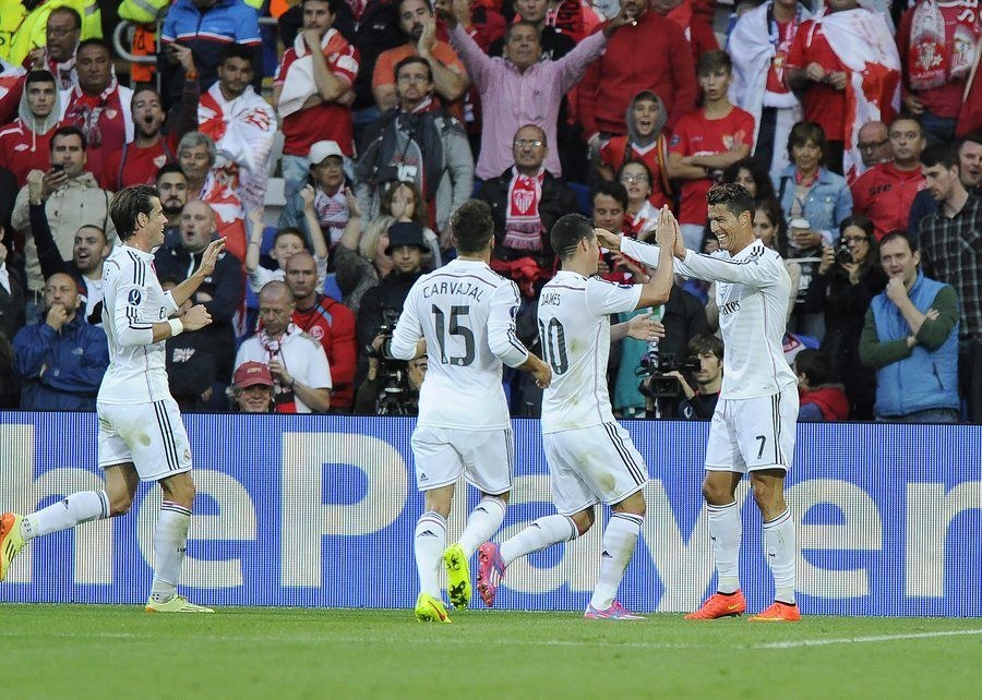 Με το δεξί η Ρεάλ Μαδρίτης, 2-0 τη Σεβίλλη (photos+videos)