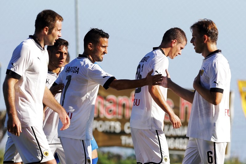 Διπρόσωπη η ΑΕΚ, 5-0 την ΑΕ Διμηνίου (photos)
