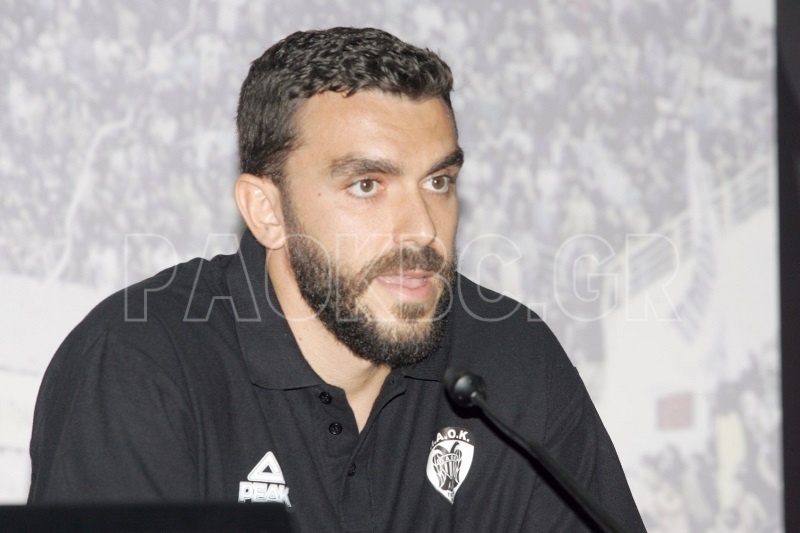 Κακαρούδης: «Τρίτη και φαρμακερή» (photos)