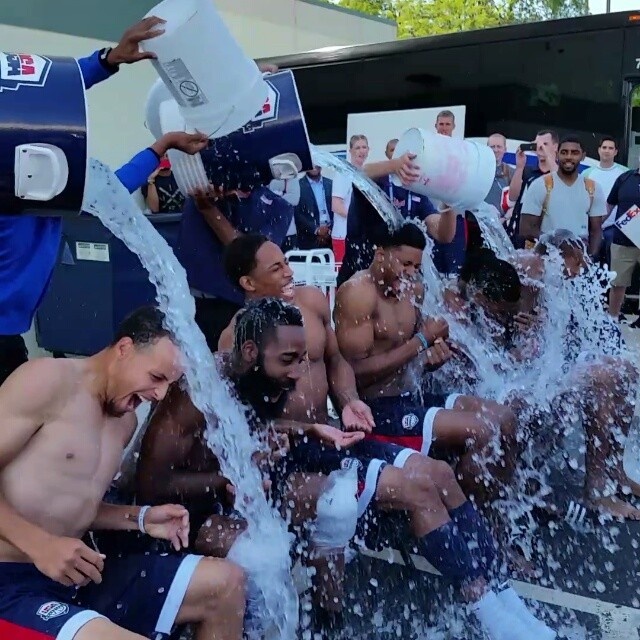 NBA: Ατελείωτο μπουγέλο στις ΗΠΑ (videos+photos)