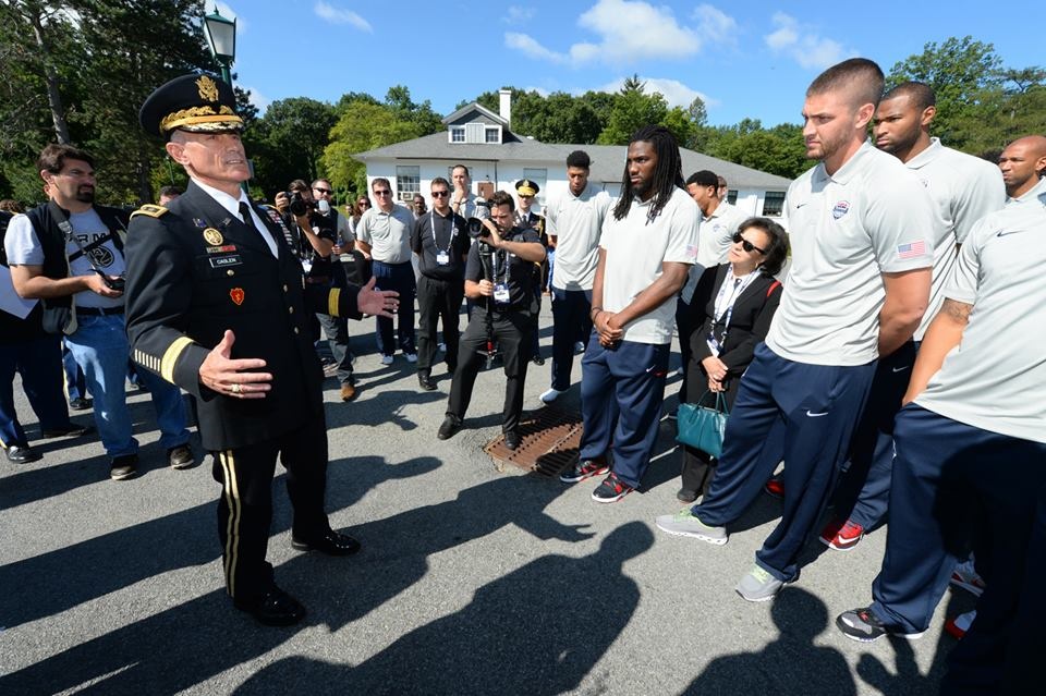 Μουντομπάσκετ 2014: Επίσκεψη στη Στρατιωτική Ακαδημία οι ΗΠΑ (photos)