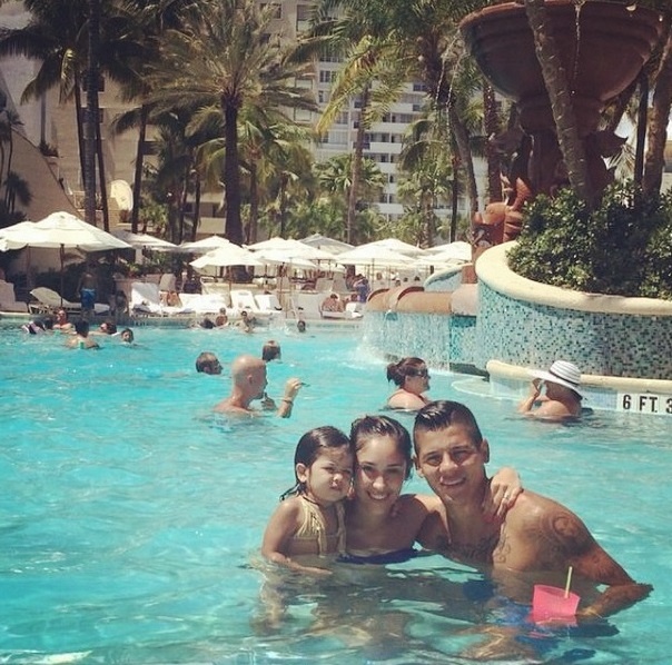 Μάντσεστερ Γιουνάιτεντ: Το πρόλαβε η φίλη του Ρόχο (photos)