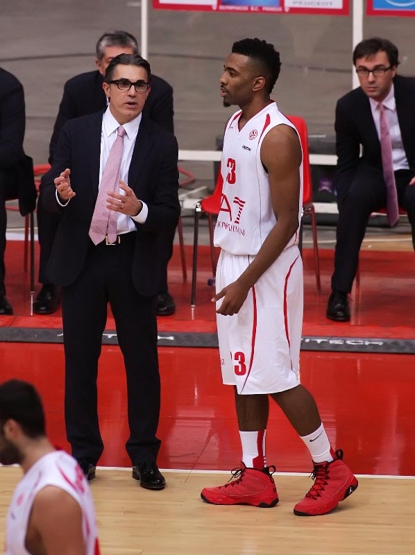 Σκαριόλο στο Onsports: «Θαύμα, μετάλλιο για Ελλάδα» (photos+videos)