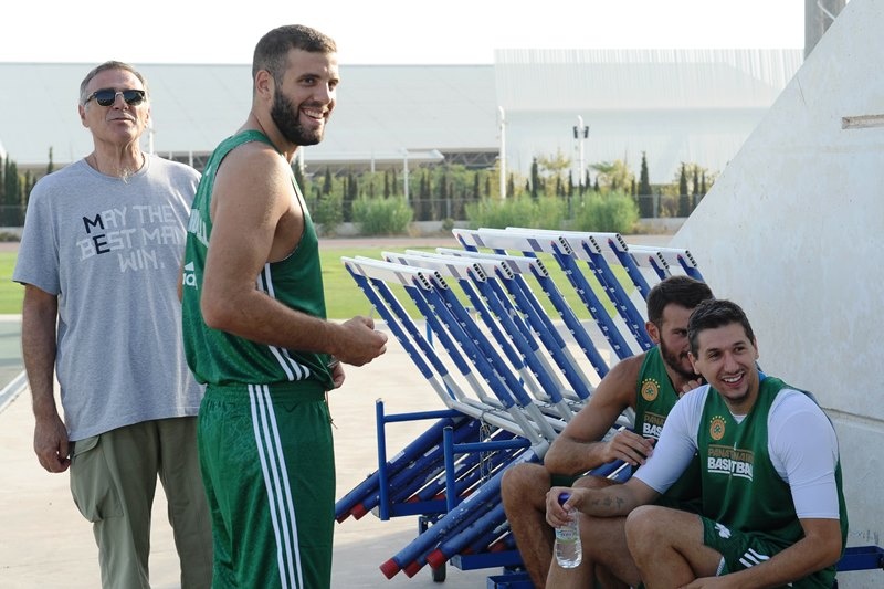 Παναθηναϊκός: Η πρώτη προπόνηση (photos+videos)
