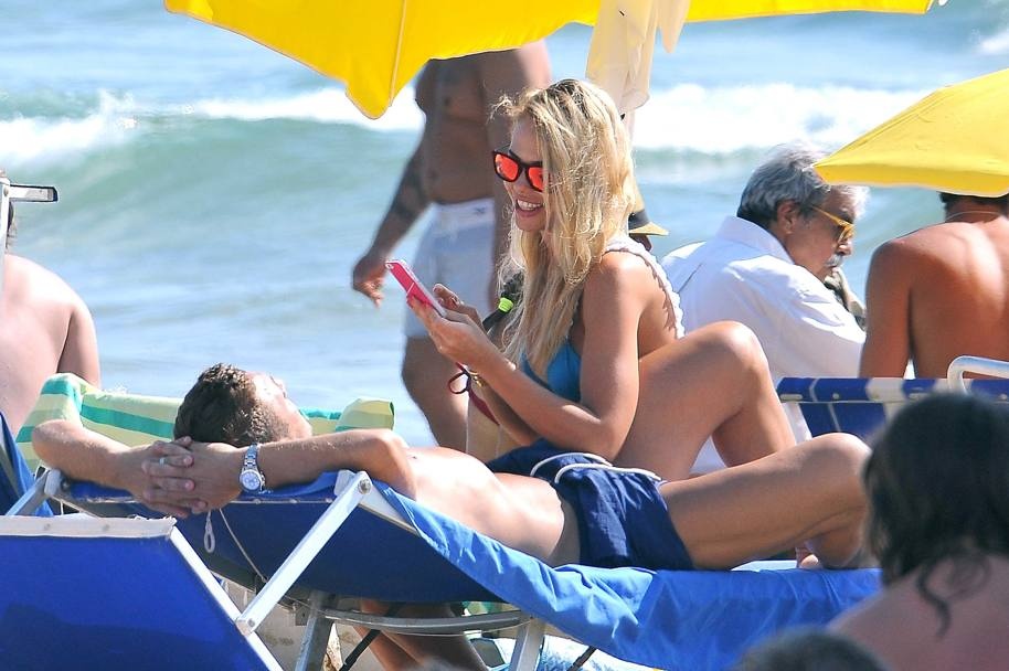 Ρόμα: Τα μπάνια του Τότι στην Σαμπαούντια (photos)