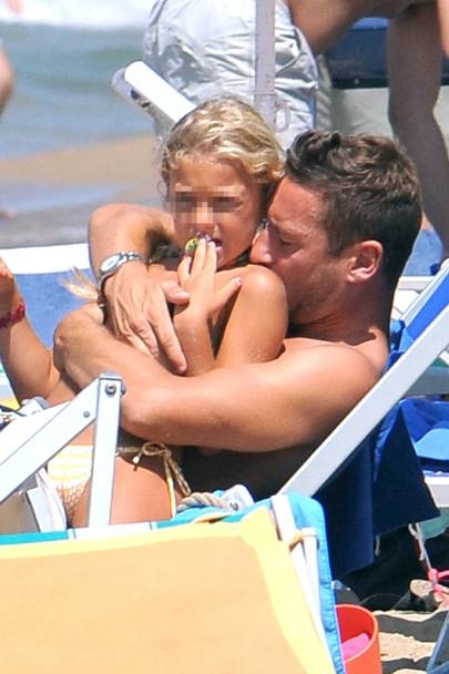 Ρόμα: Τα μπάνια του Τότι στην Σαμπαούντια (photos)