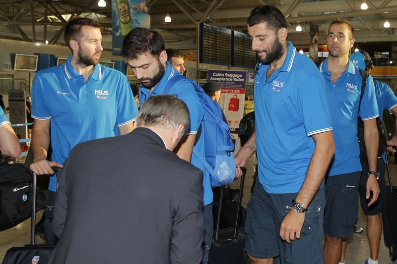 Mundobasket 2014: «Πέταξε» για Τουρκία η Εθνική (photos)