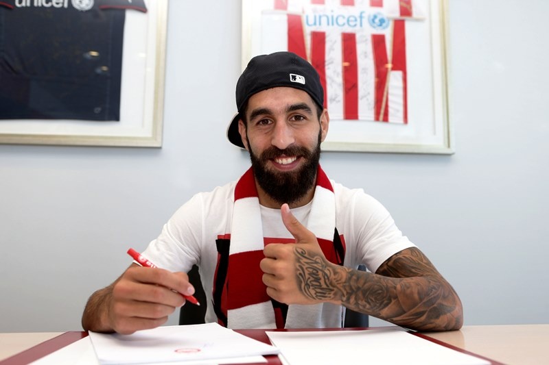 Ολυμπιακός: Ντουρμάζ και επίσημα (photos)