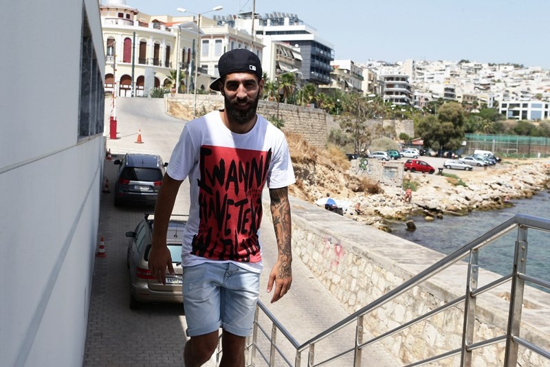 Ολυμπιακός: Ντουρμάζ και επίσημα (photos)