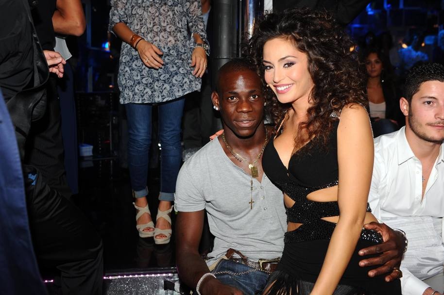 Μάριο Μπαλοτέλι: Όλες οι γυναίκες του (photos)