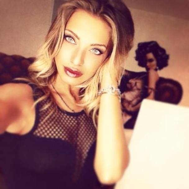 Μίλαν: Η «καυτή» νέα σχέση του γιου του Μπερλουσκόνι (photos)