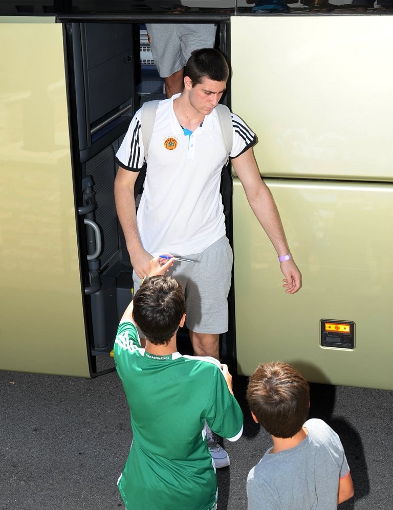 Παναθηναϊκός: Υποδοχή στο Καρπενήσι (photos)