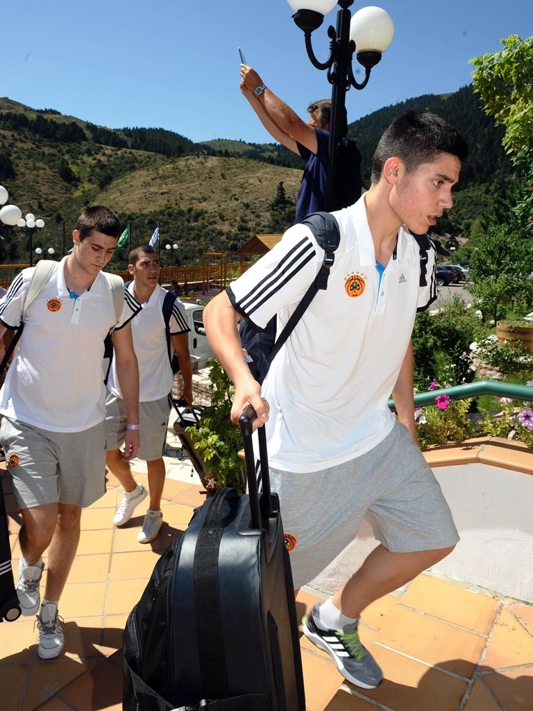 Παναθηναϊκός: Υποδοχή στο Καρπενήσι (photos)