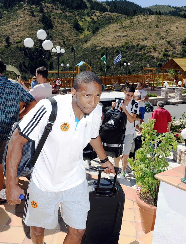 Παναθηναϊκός: Υποδοχή στο Καρπενήσι (photos)