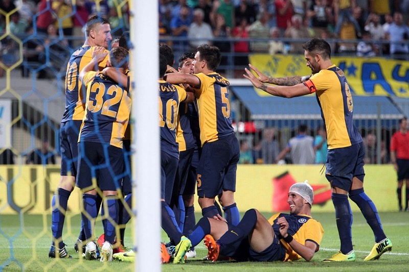 H Super League των… πολλών ταχυτήτων