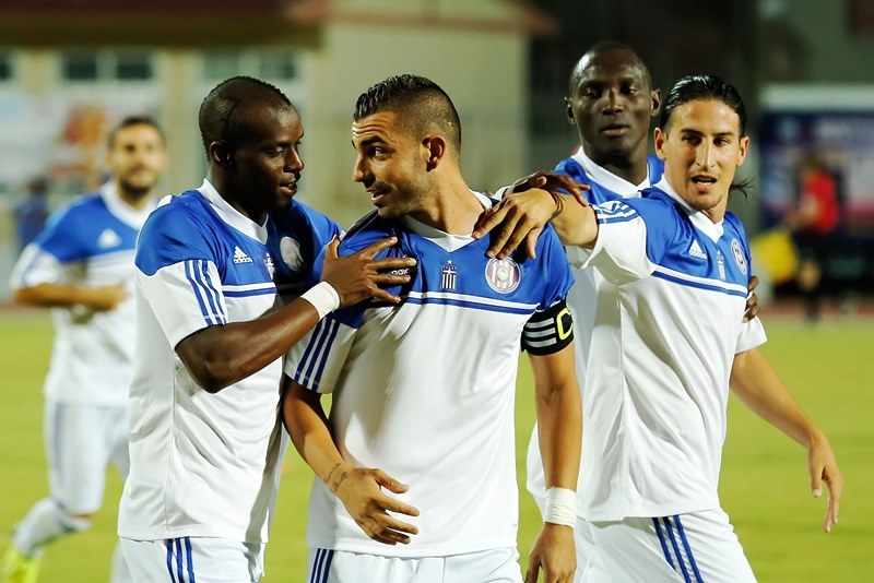 H Super League των… πολλών ταχυτήτων