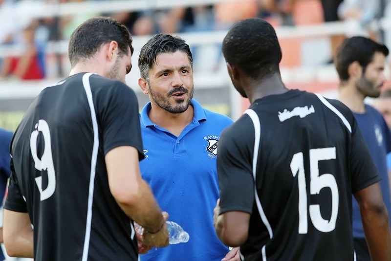 H Super League των… πολλών ταχυτήτων