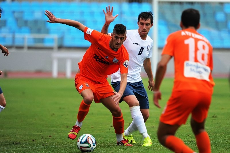 H Super League των… πολλών ταχυτήτων