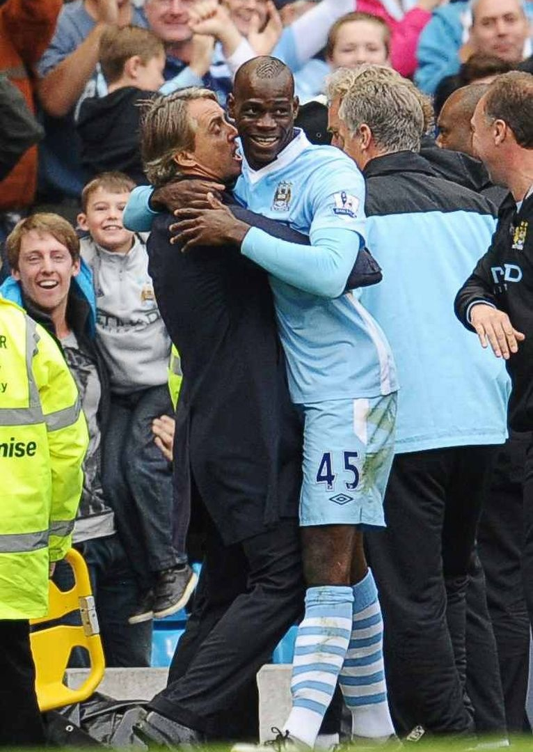 Ανακοινώθηκε ο Μπαλοτέλι από Λίβερπουλ (photos+tweet)