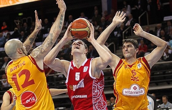 Μοζγκόφ στο Onsports: «4η-7η η Ελλάδα στο Μουντομπάσκετ» (photos+videos)
