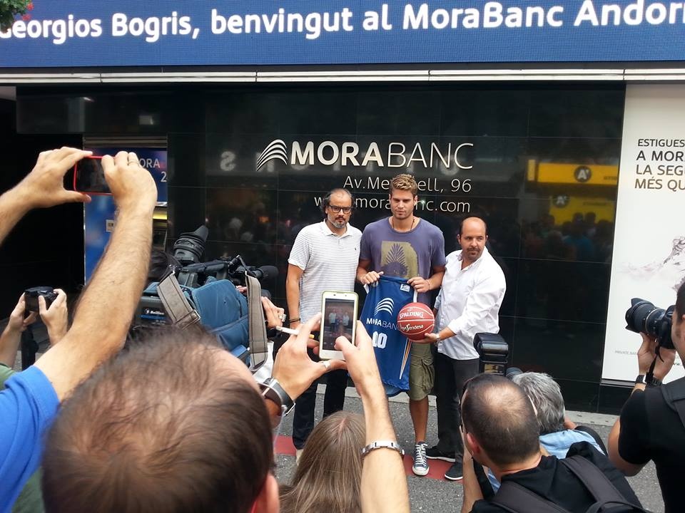 Ανδόρα: Η παρουσίαση του Μπόγρη (photos+video)