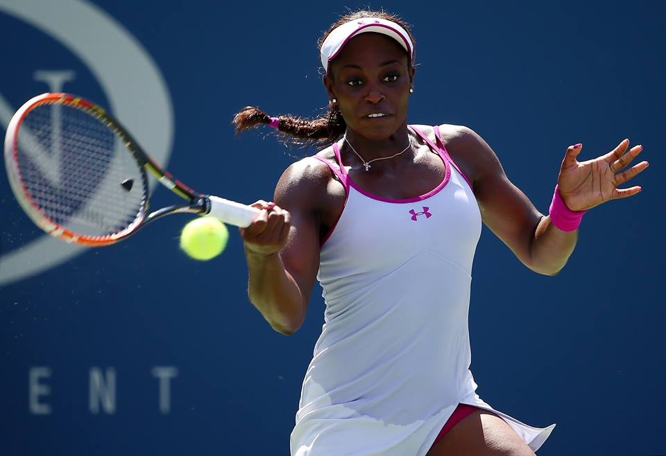 US Open: Πέρασε και έστειλε… φιλιά η Σαράποβα (photos)