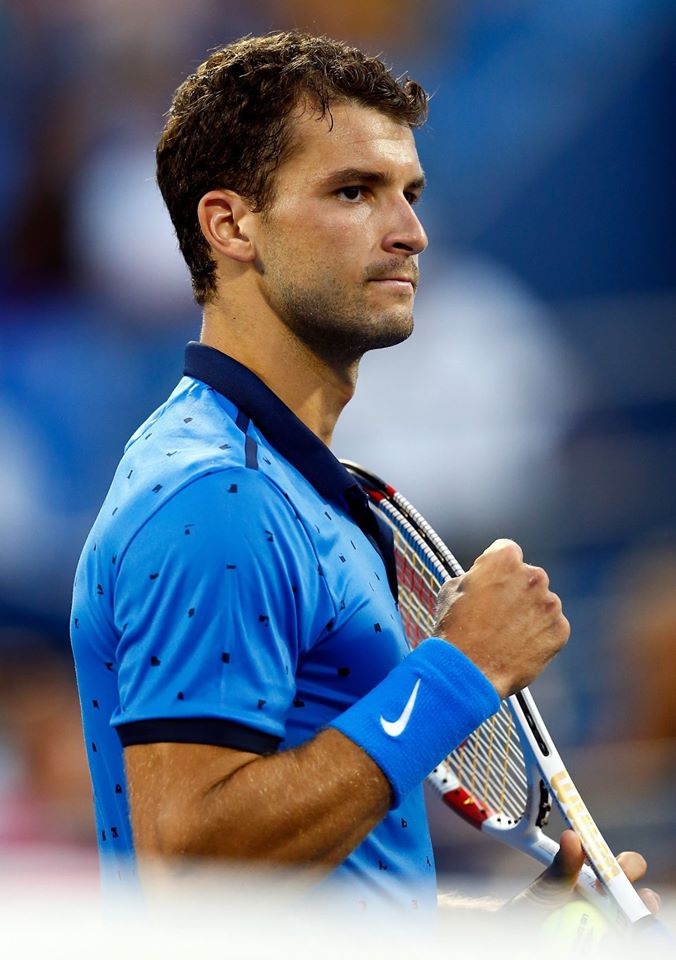 US Open: Πέρασε και έστειλε… φιλιά η Σαράποβα (photos)