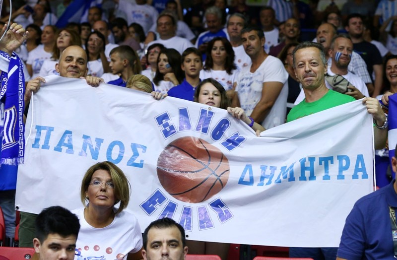 Μουντομπάσκετ 2014: Η ελληνική κερκίδα (photos)