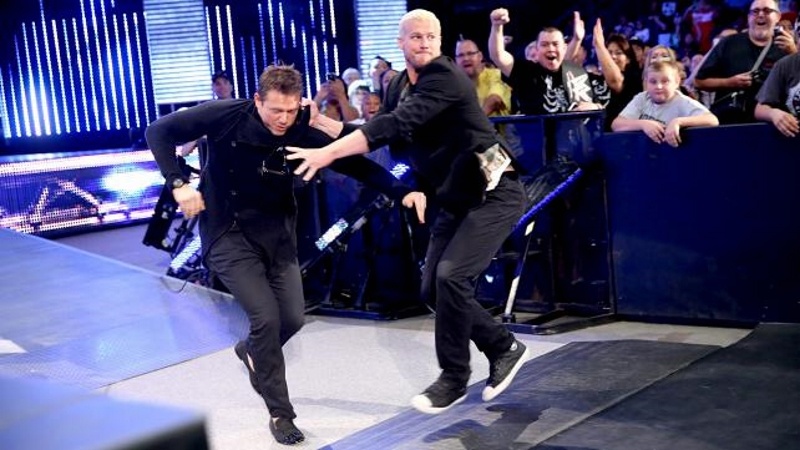 SmackDown: Πτώση των Wyatts (photos+videos)