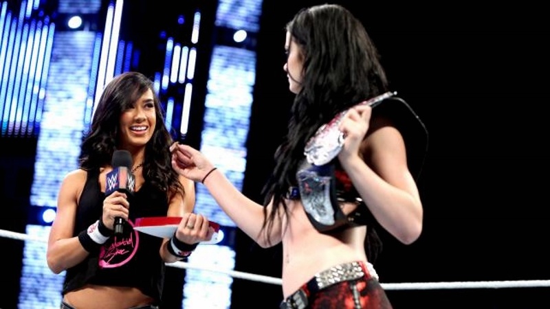 SmackDown: Πτώση των Wyatts (photos+videos)