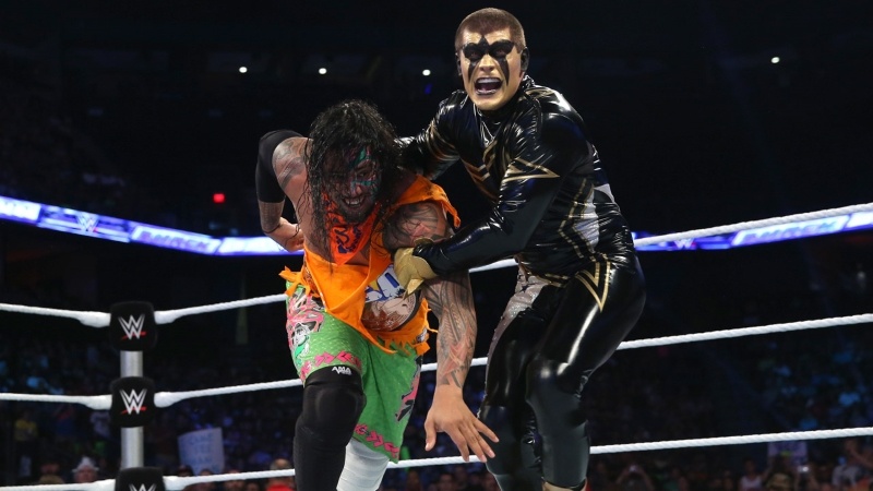 SmackDown: Πτώση των Wyatts (photos+videos)