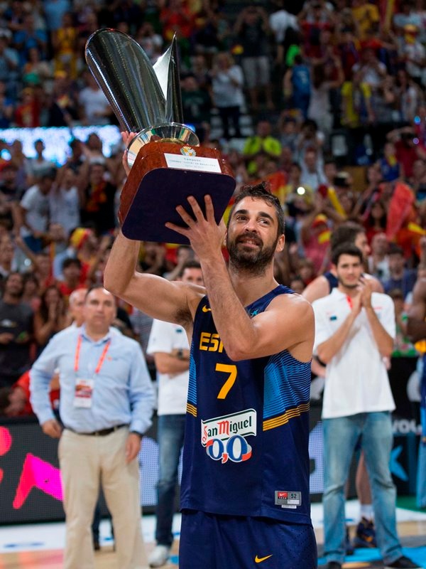Ναβάρο στο Onsports: «Ενωμένες Ισπανία και Ελλάδα» (photos+videos)