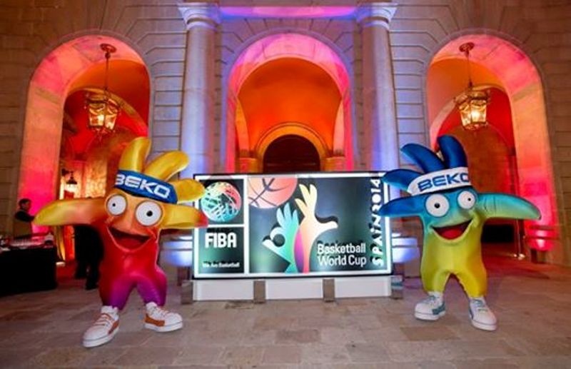 Mundobasket 2014: Στα… χέρια τους (video+photos)