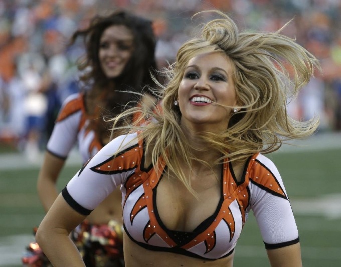 NFL: Έτοιμες και οι Cheerleaders (photos)